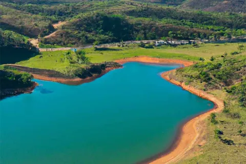O que fazer no Lago Corumbá IV em um fim de semana